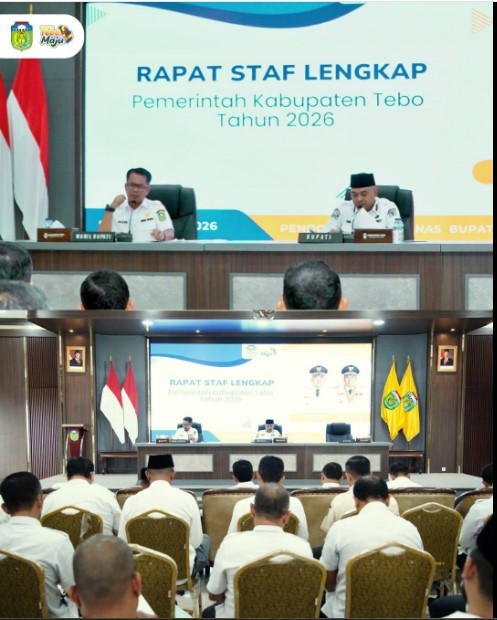 upati Tebo Pimpin Rapat Staf Lengkap Pemerintah Kabupaten Tebo